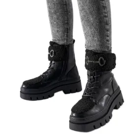 Bottes de travail isolées noires avec boucle Highland le noir